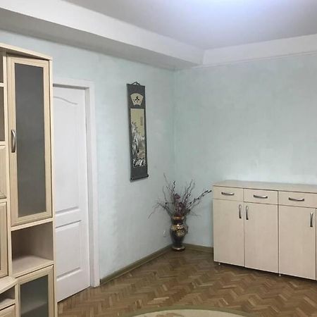 Уютненькая Квартирка Kiev Extérieur photo